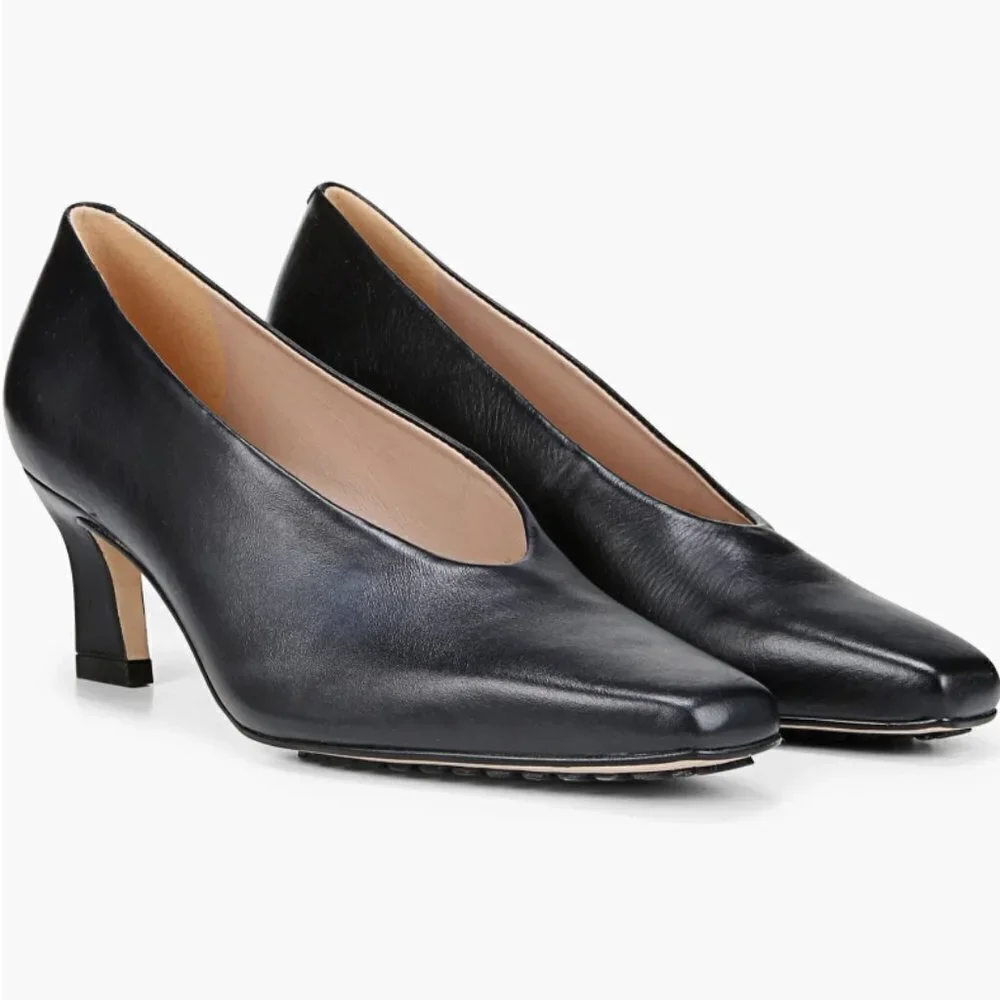 NATURALIZER SEDONA LEATHER SQUARE TOE PUMPS